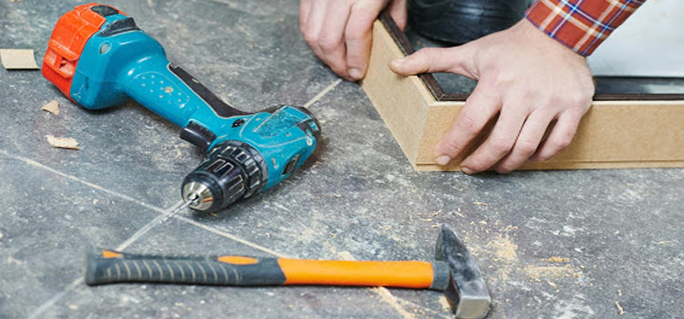 broken door frame repair Valle Vista